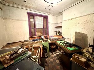 Photo 1- click for photo gallery